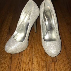 Sliver heels
